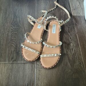 Steve Madden Tan Strappy Sandals with Rhinestone Embellishments